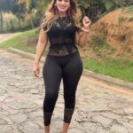 La Simbología de la Posición de las Piernas Femeninas en la Fotografía