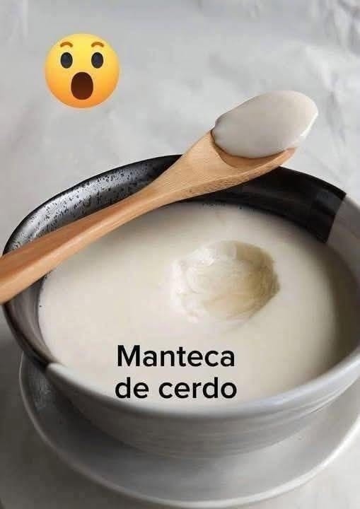 Recipiente con manteca de cerdo