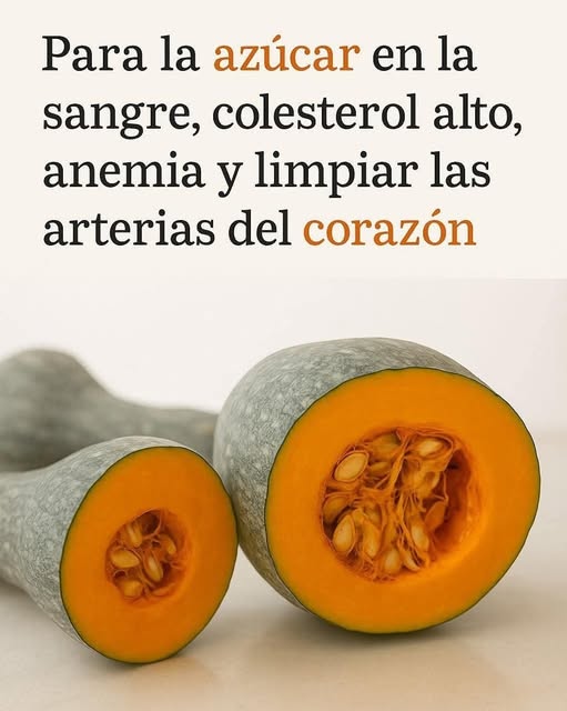 Calabaza cortada por la mitad mostrando sus beneficios para la salud